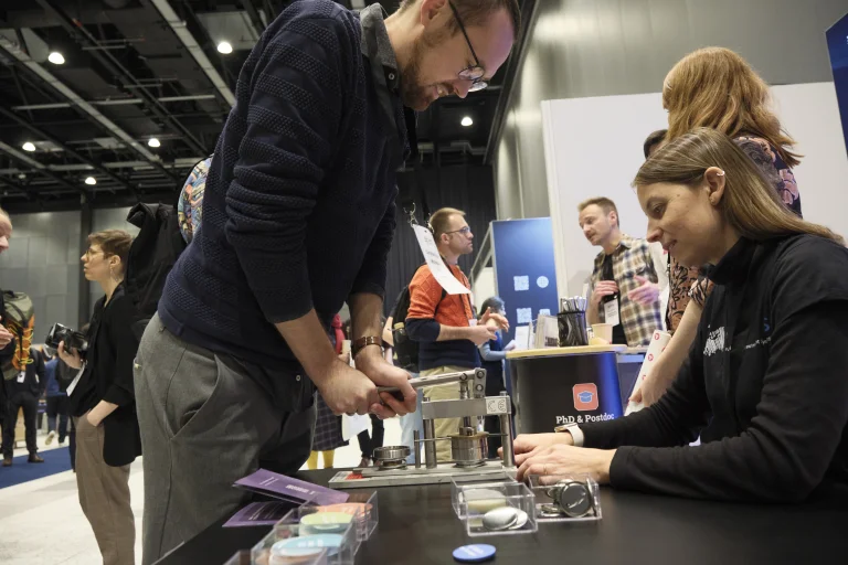 Make your own button at the ELLIS booth.